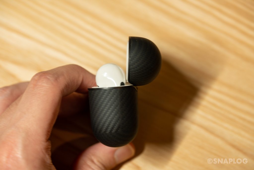 PITAKA Air Pal Mini for AirPods Pro　開いたとき